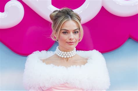 margot robbie nackt|Margot Robbie Shares Why She Agreed To A Full